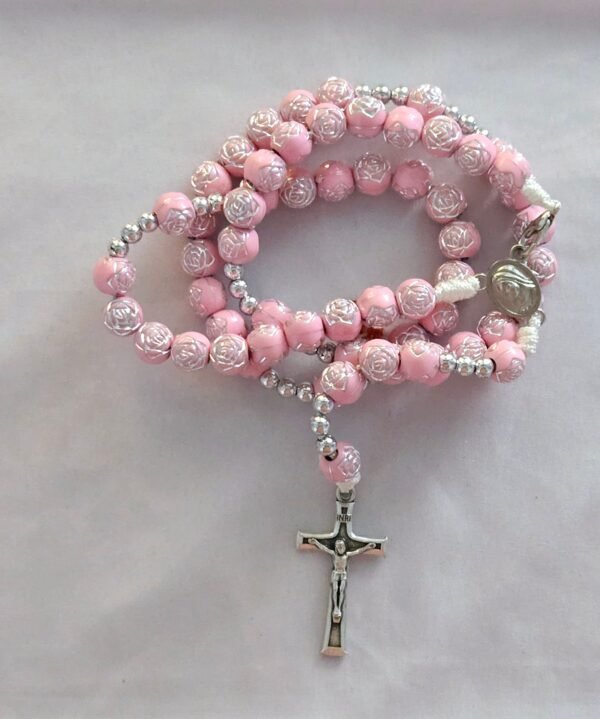 ROSE NECKLACE ROSARY